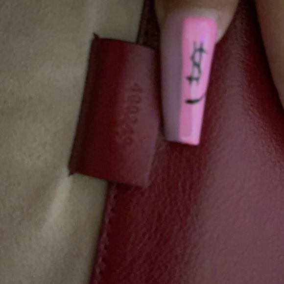 Gucci Shoulder Bag - Picture 6 of 9